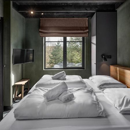 Hillview Resort Grandvoir Neufchâteau Eksteriør billede
