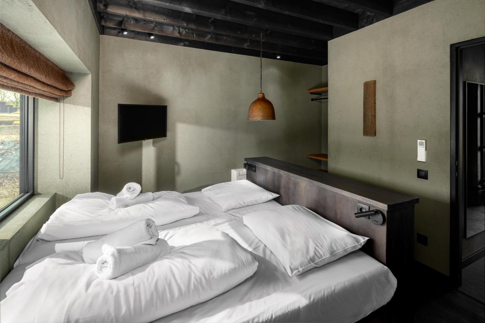 Hillview Resort Grandvoir Neufchâteau Eksteriør billede