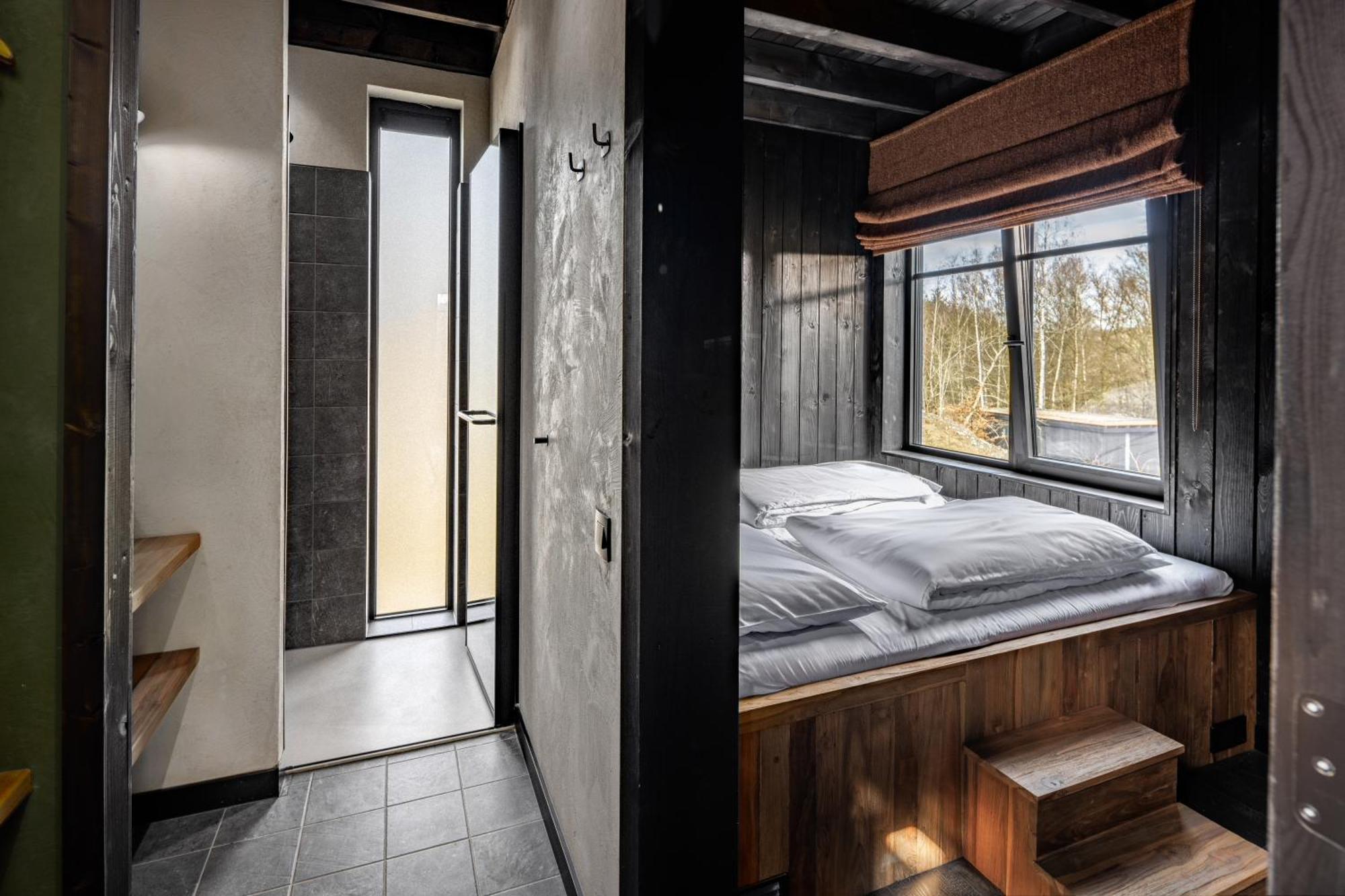 Hillview Resort Grandvoir Neufchâteau Eksteriør billede