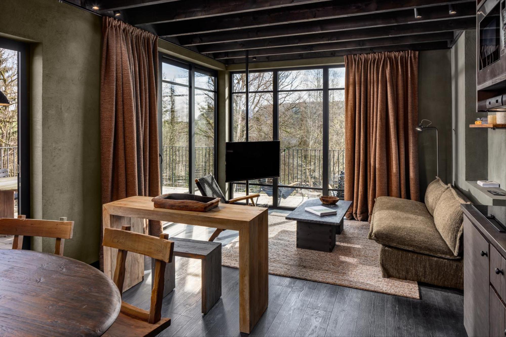 Hillview Resort Grandvoir Neufchâteau Eksteriør billede