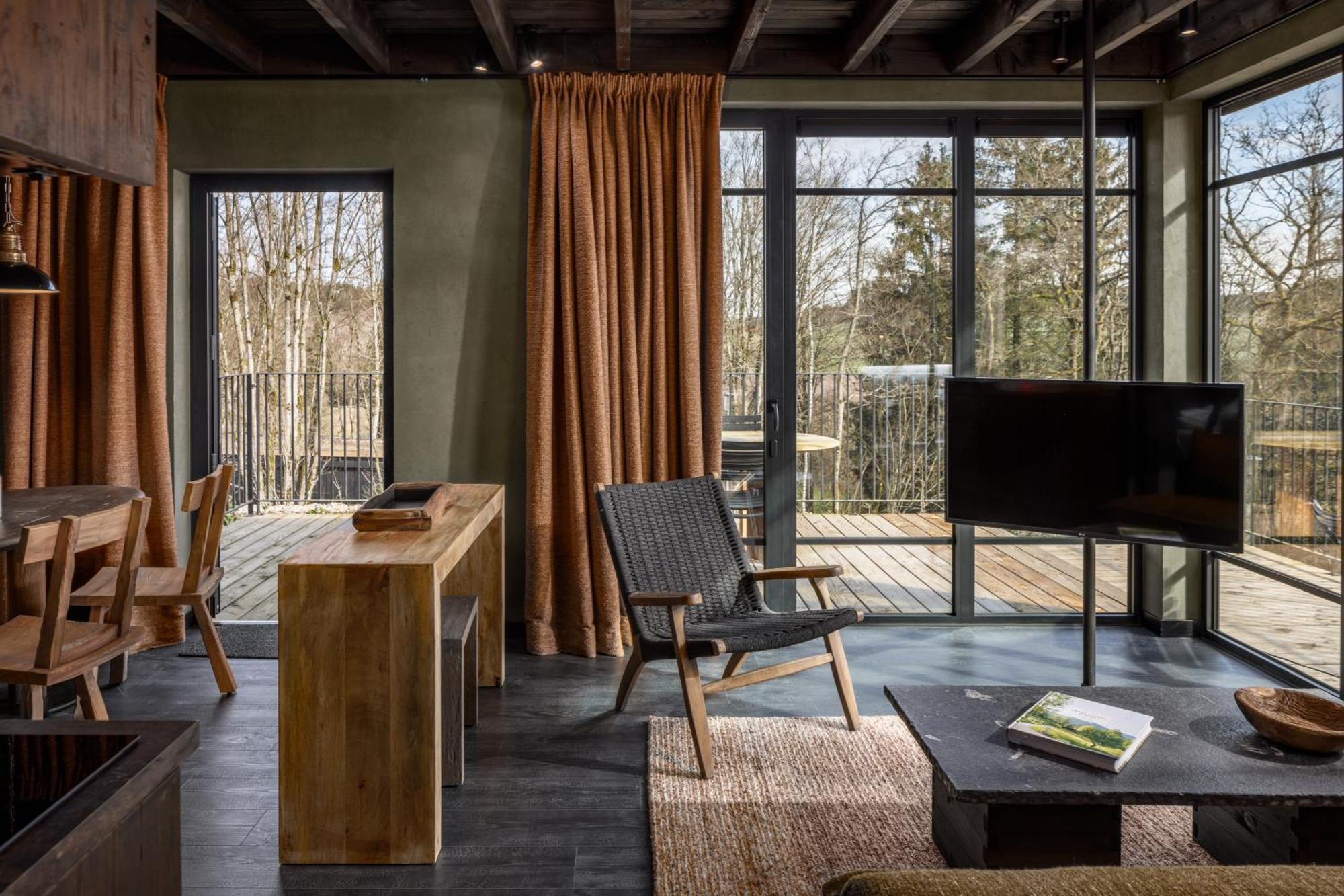 Hillview Resort Grandvoir Neufchâteau Eksteriør billede